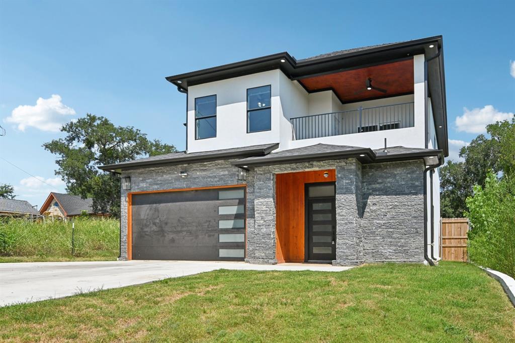 3605 flint rock Circle