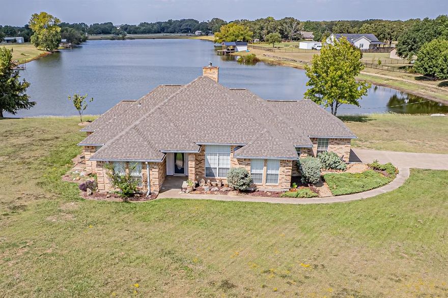 *NEW YEAR-NEW HOME-SELLER OFFERING ADDITIONAL $5K TOWARD CLOSING, NEW PAINT OR ANY WAY YOU CHOOSE TO USE!

Welcome home to Meadow Wood Park Ranch Estates! This neighborhood is a beautiful hidden gem in the country surrounded by peace and quiet with multiple community ponds, lots of mature trees and huge oversized lots. This home features one of the best views in the neighborhood right from the back porch! You will also find three spacious bedrooms with BRAND NEW CARPET and lots of natural light complete with a split master floor plan. Large open living area, nice size kitchen with eat in breakfast nook as well as a separate formal dining space perfect for entertaining family and friends. Outdoors, you will enjoy your own waterfront view with a covered patio area perfect for sipping coffee or southern sweet tea! House is situated on over three acres with direct access to a gorgeous community lake perfect for fishing, kayaking or simply just enjoying the view. The property is equipped with a horse barn complete with stalls, making it ideal for equestrian enthusiasts or those seeking a versatile space for animals or storage. This little piece of heaven won't last long, contact the listing agent today for a private showing!