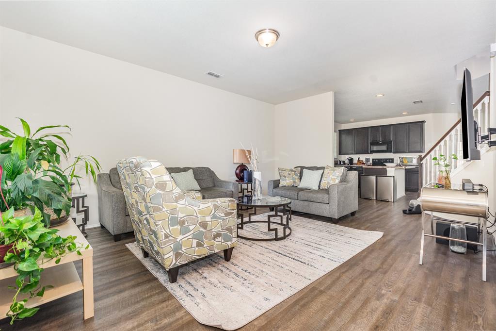 6032 Hailey Court
