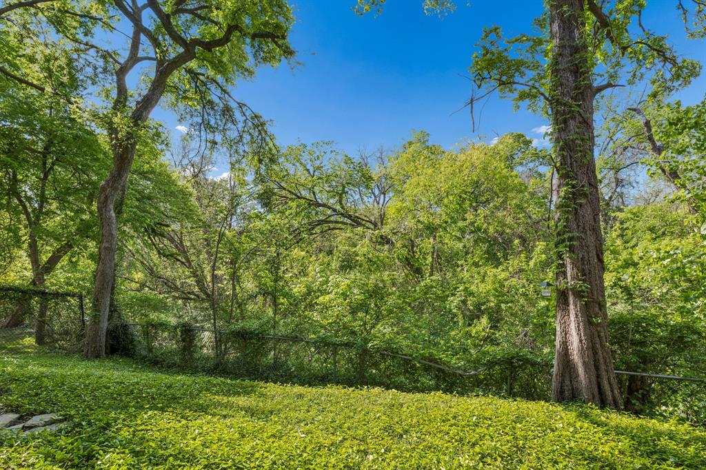 Woodlands 01 On Creek - Residential