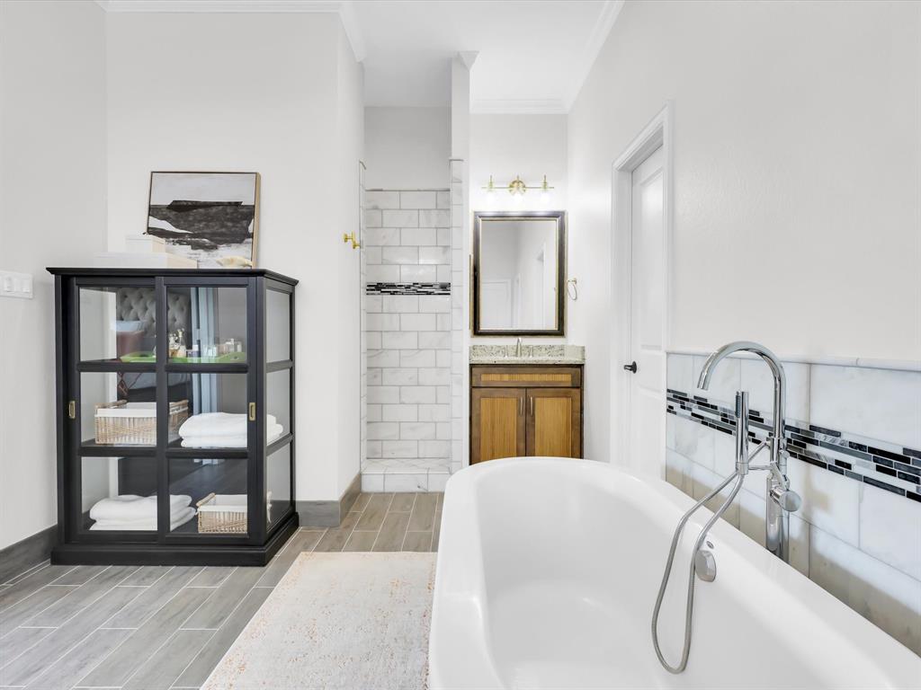 Hillcrest Shores Ph Three - Residential