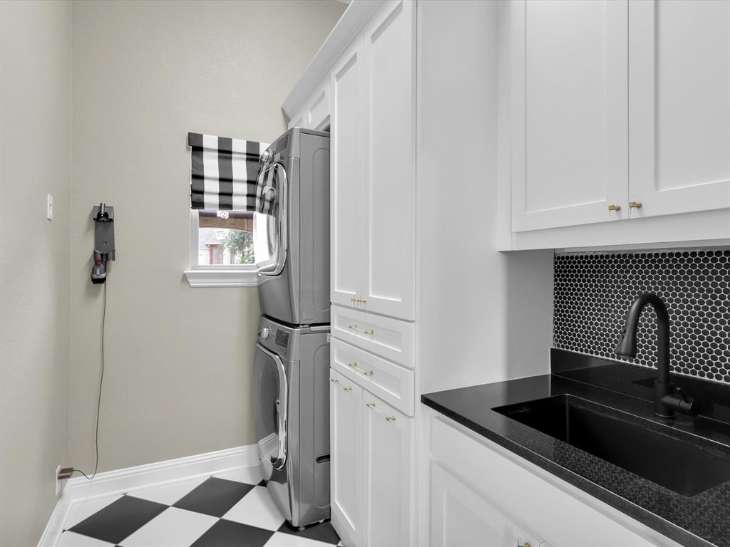 Hillcrest Shores Ph Three - Residential