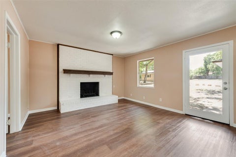 Tiny photo for 294 Thomas Len Road, Azle, TX 76020 (MLS # 21396126)