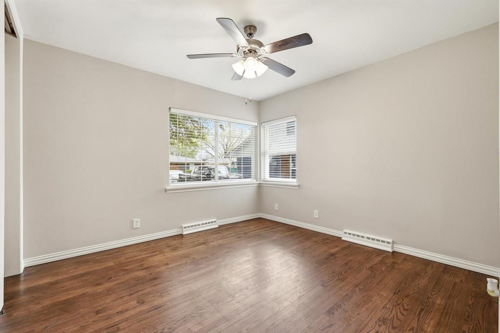 University Manor - Residential