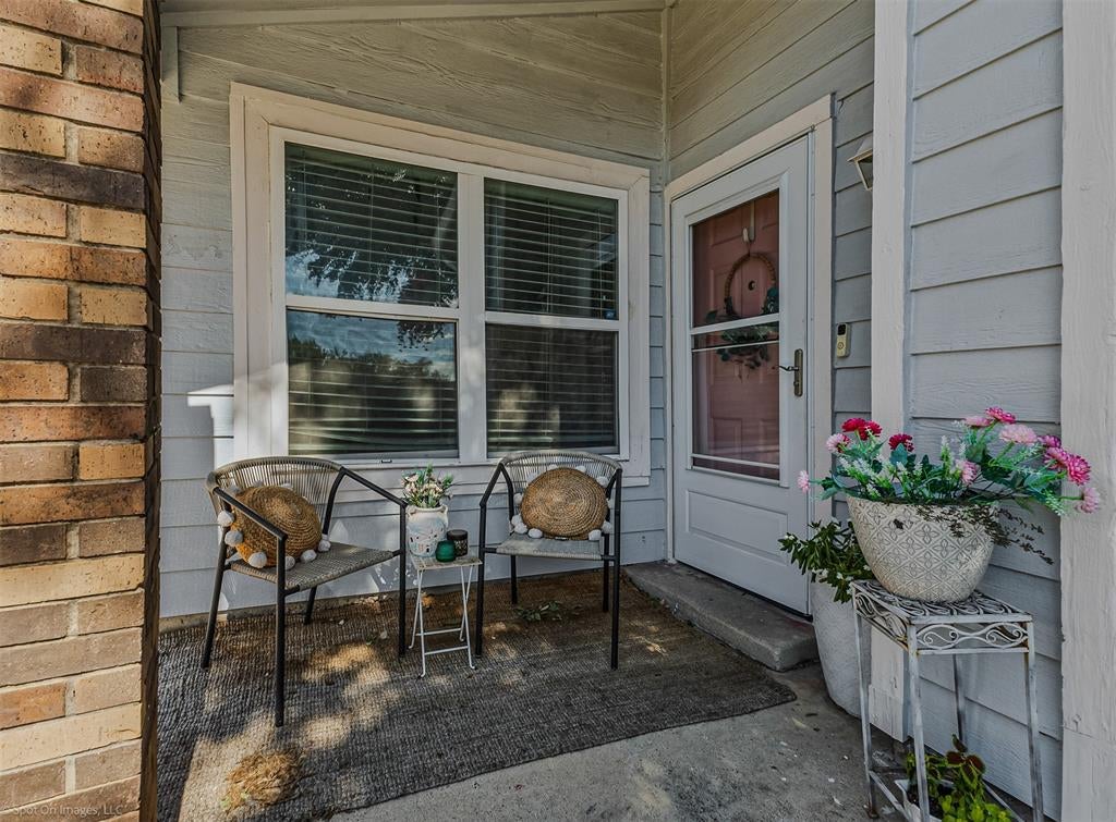 501 Hunters Glen Street