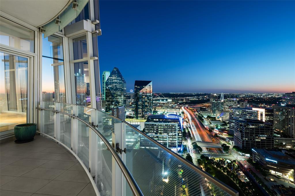 Museum Tower - Residential