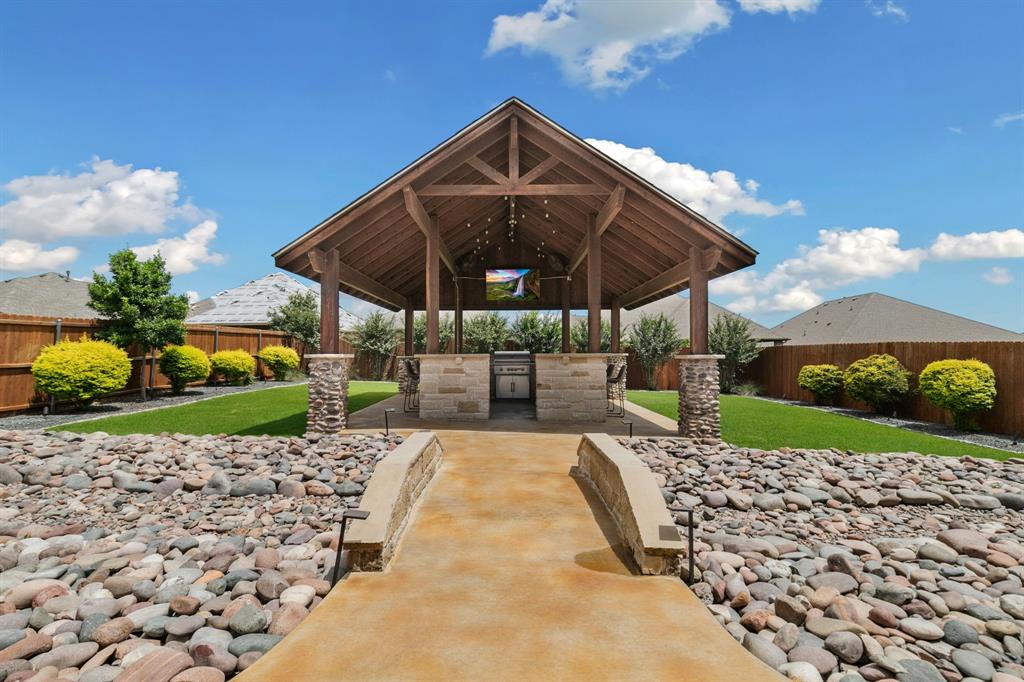 15236 Holly Bay Court