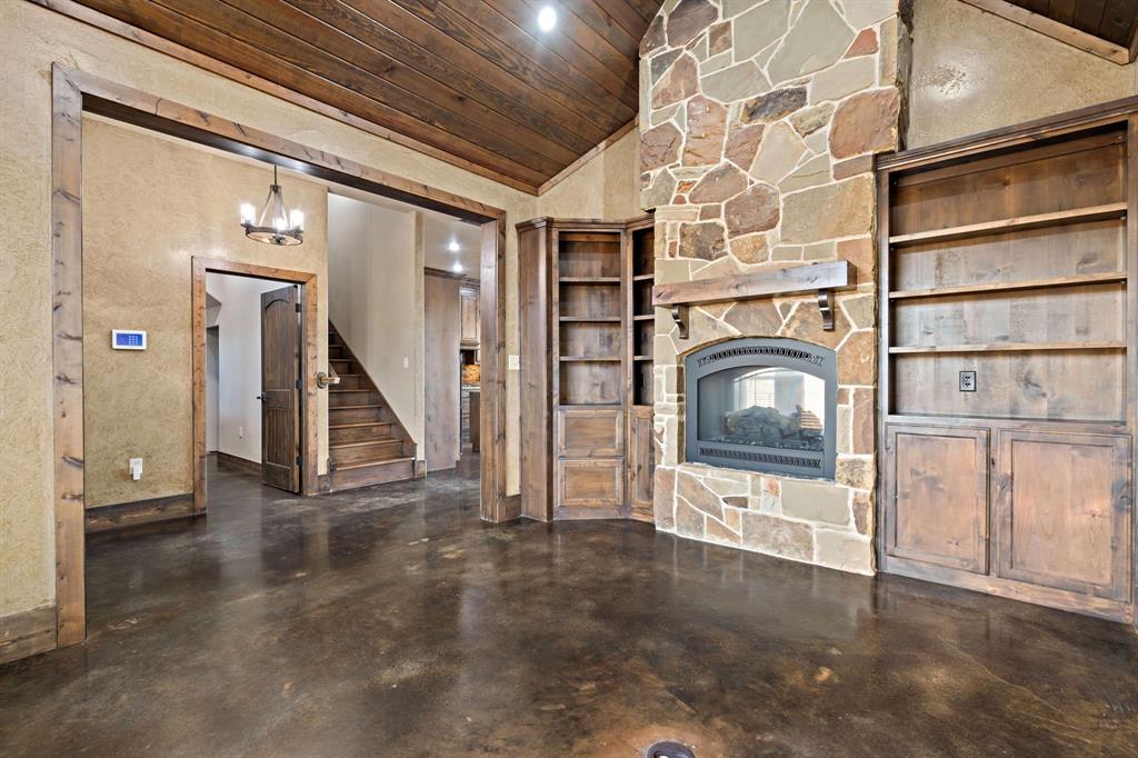 2524 Pecan Springs Road