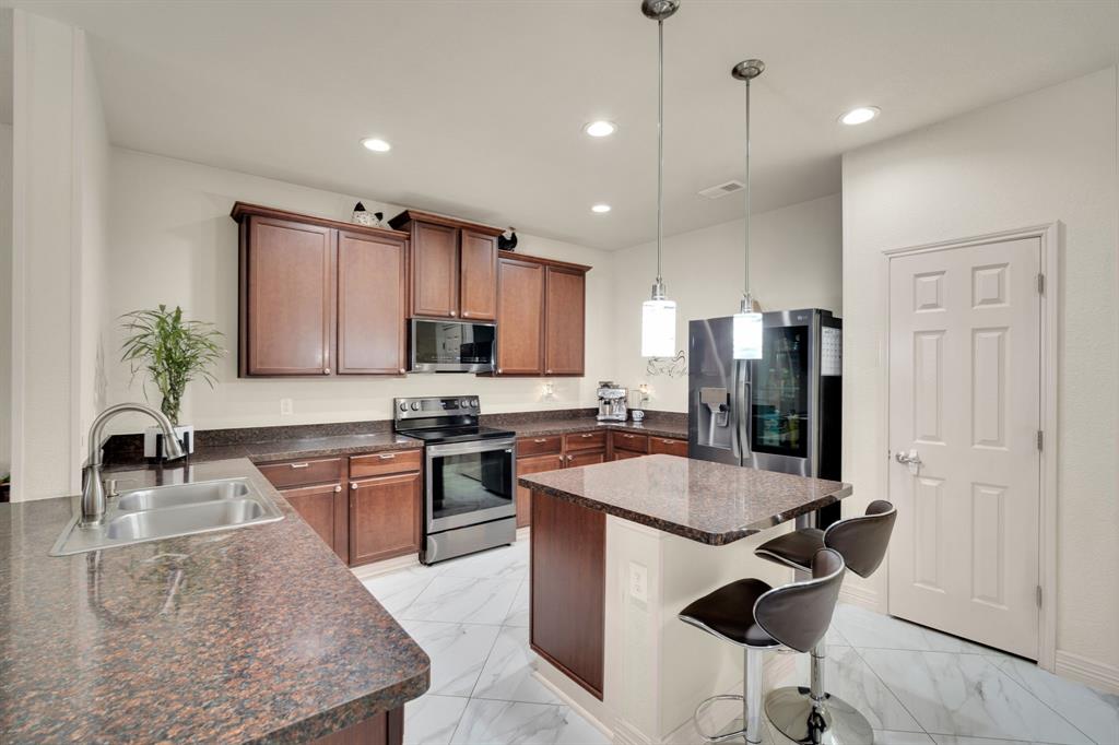 MUSTANG CREEK PH 4 .203AC - Residential