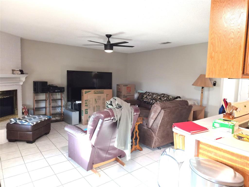 9909 Alemeda Court