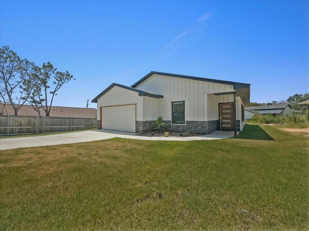 Comanche Cove - Residential