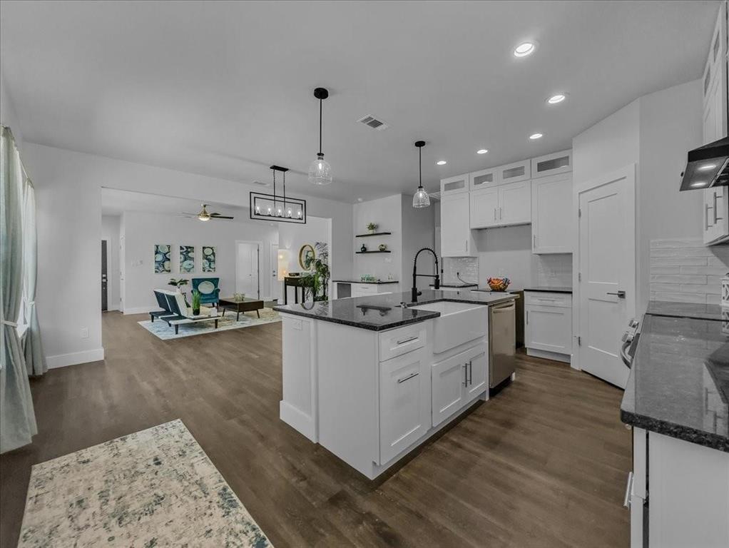 Comanche Cove - Residential