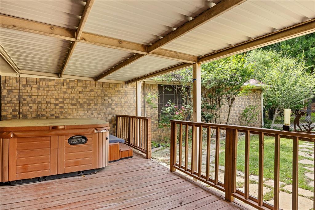 5311 Country Club Drive