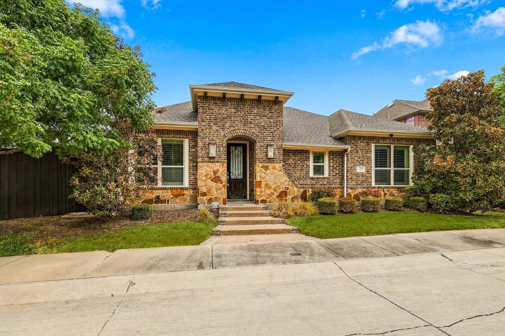 405 Sir Torin Lane