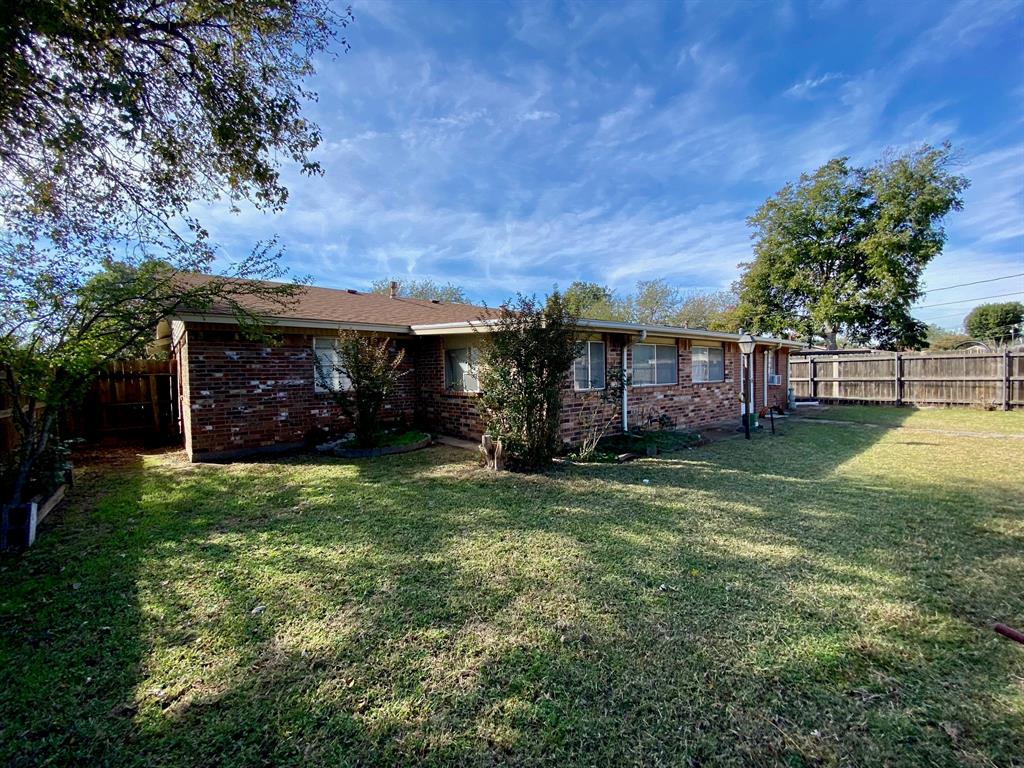 Lakeview Man 2 - Residential