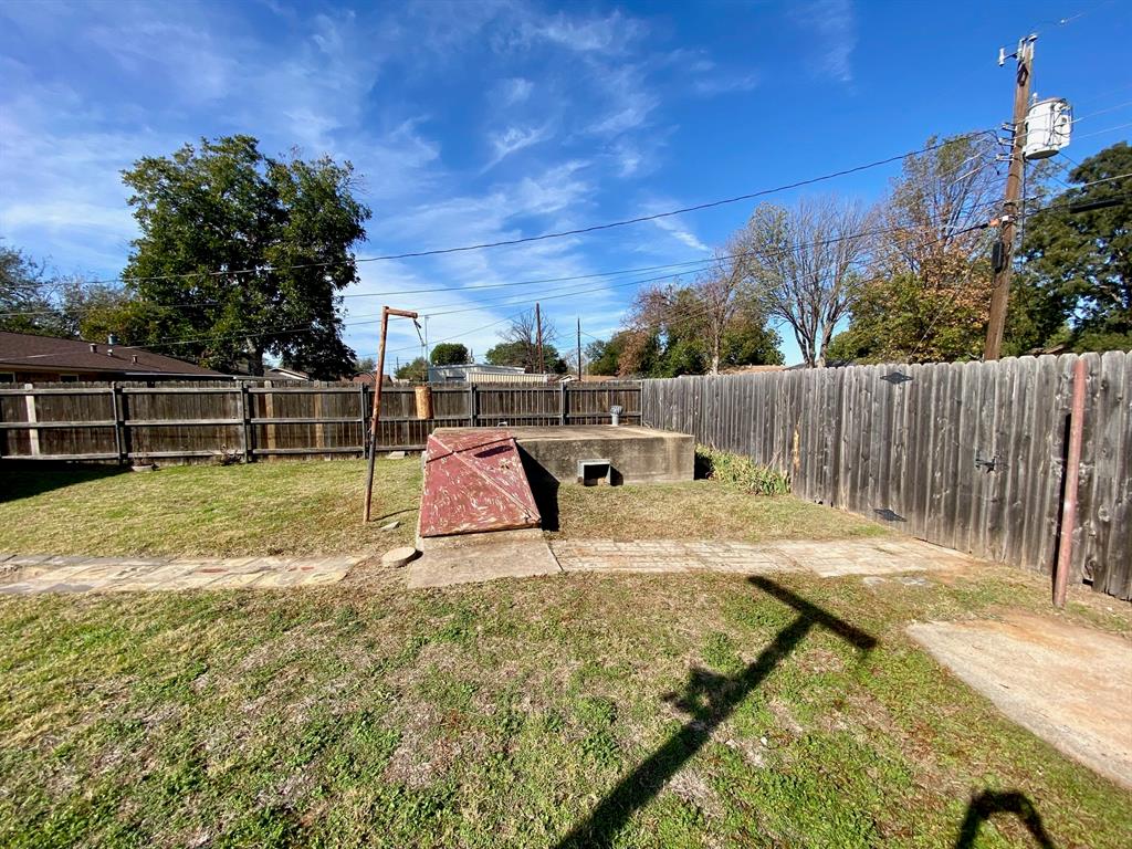 Lakeview Man 2 - Residential