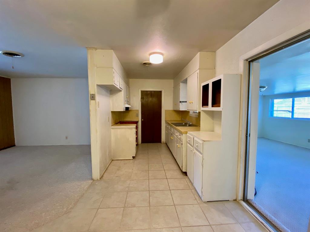 Lakeview Man 2 - Residential