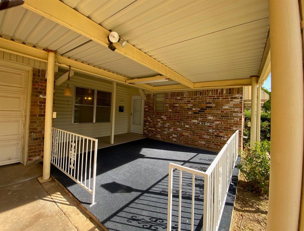 Lakeview Man 2 - Residential