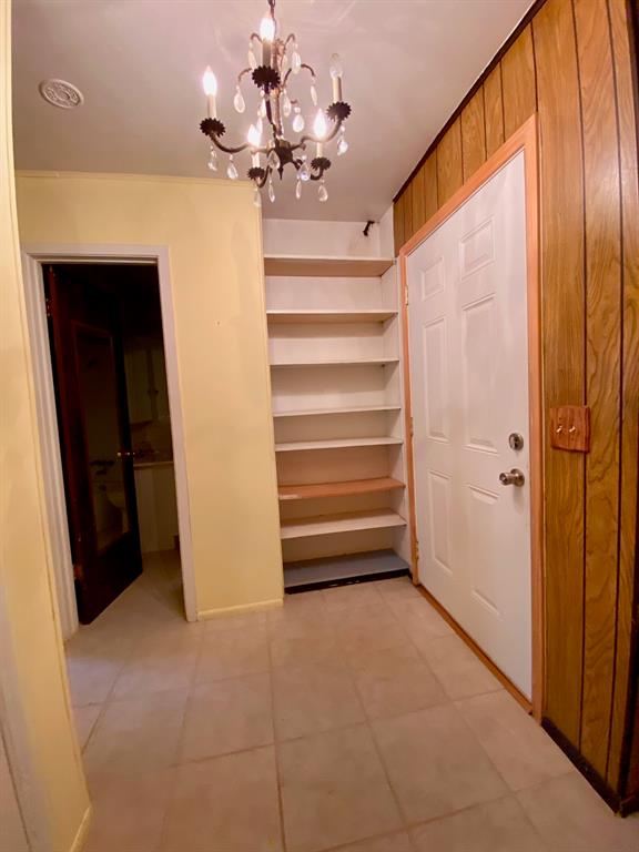 Lakeview Man 2 - Residential