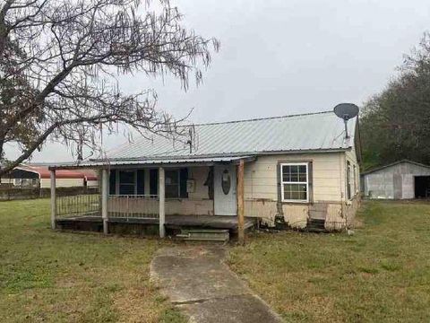 A home in Kerens