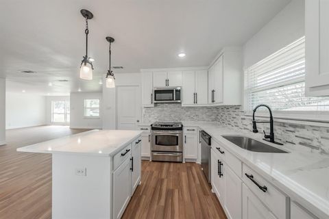 503 Woodacre Drive Dallas TX 75241