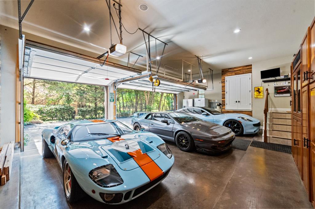 Woods Of Country Ridge Ph II - Residential