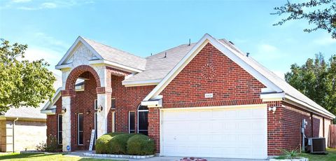 8401 Rock Canyon Court Fort Worth TX 76123