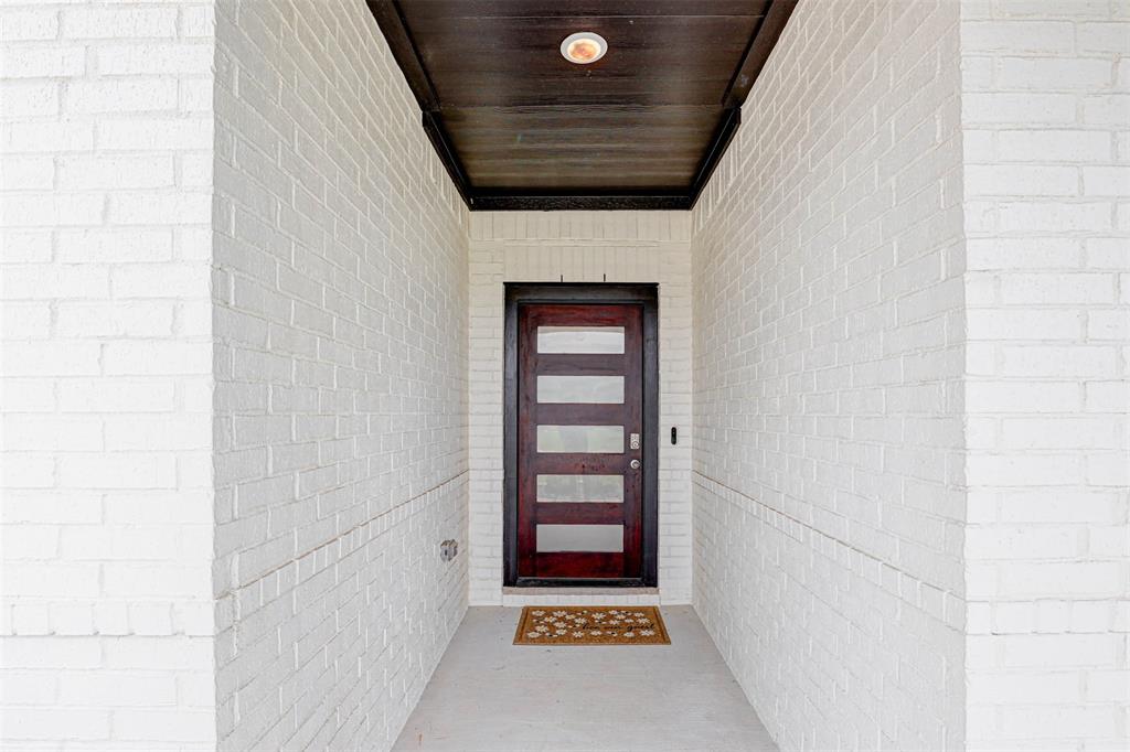 1800 Falling Star Drive
