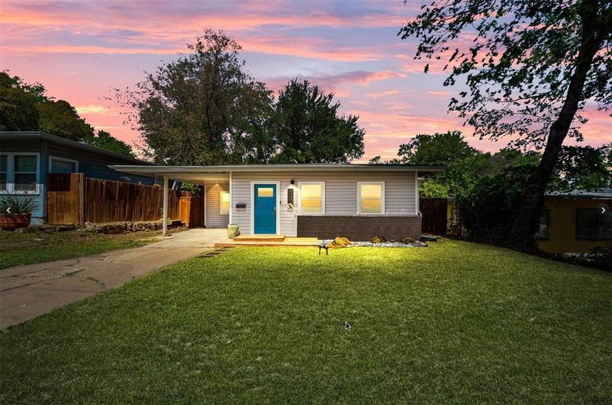 Welcome to 4452 Fletcher Ave, Fort Worth, TX — where comfort meets convenience!
This beautifully updated home features a smart and spacious layout with 3 full bedrooms and 2 full bathrooms, offering both style and functionality. Inside, you’ll find luxury vinyl flooring throughout, modern lighting, and a bright, open kitchen with updated cabinetry, countertops, and stainless steel appliances. Both bathrooms have been tastefully renovated for a clean, contemporary feel.
The large bonus room is the true showstopper — perfect for a second living area, media space, or game room to fit your lifestyle.
Situated in a highly walkable area, you’re just minutes from local shopping, restaurants, and coffee spots — ideal for those who love being close to the action without sacrificing the comfort of home.
This home checks all the boxes for easy living in the heart of Fort Worth. Don’t miss your chance to make it yours!