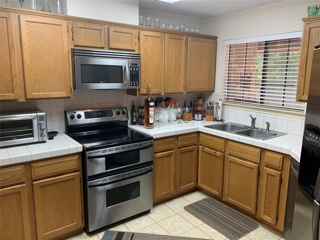 Heatherwood Add Ph II - Residential Lease