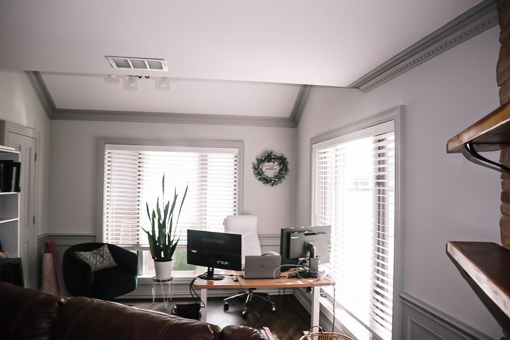 Air Park Dallas - Residential