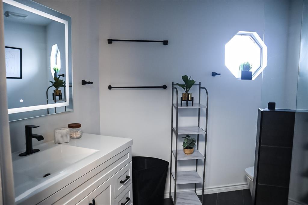 Air Park Dallas - Residential