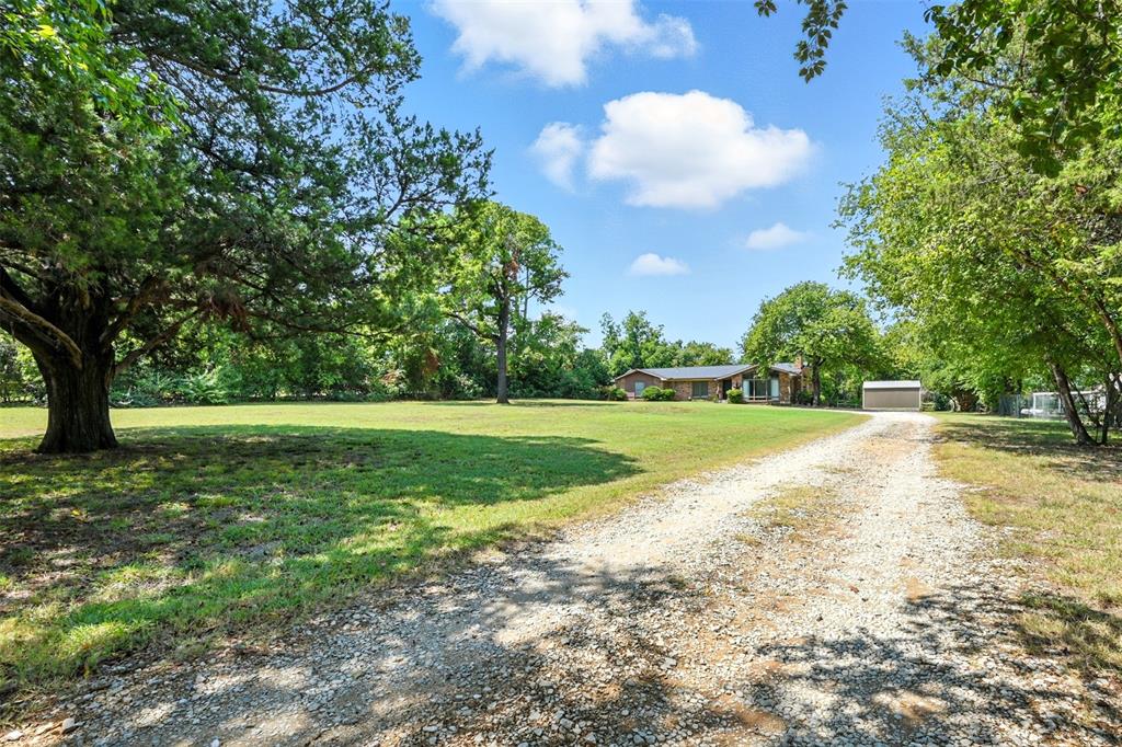 Shady Shores, Texas 76208, United States, 3 Bedrooms Bedrooms, ,2 BathroomsBathrooms,Residential,Active,198808