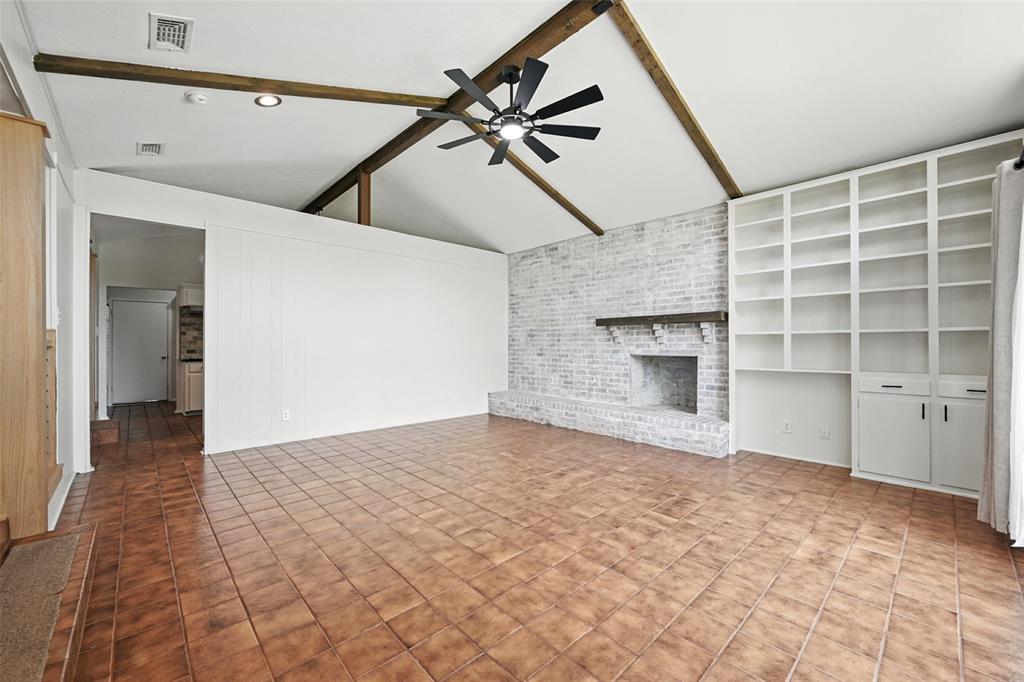 Shady Shores, Texas 76208, United States, 3 Bedrooms Bedrooms, ,2 BathroomsBathrooms,Residential,Active,198808