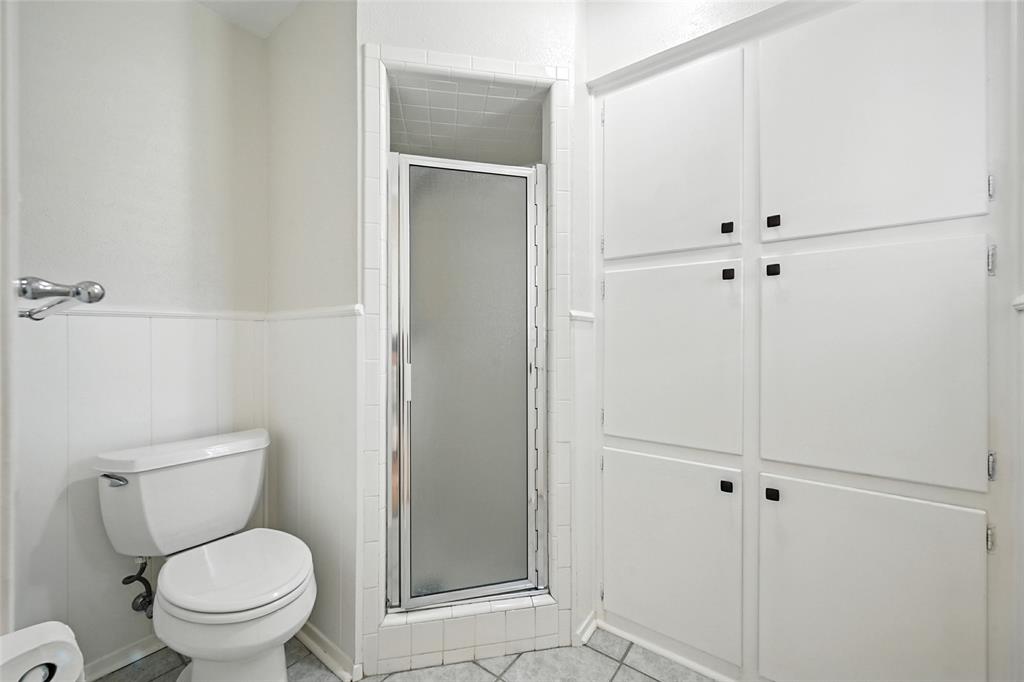 Shady Shores, Texas 76208, United States, 3 Bedrooms Bedrooms, ,2 BathroomsBathrooms,Residential,Active,198808