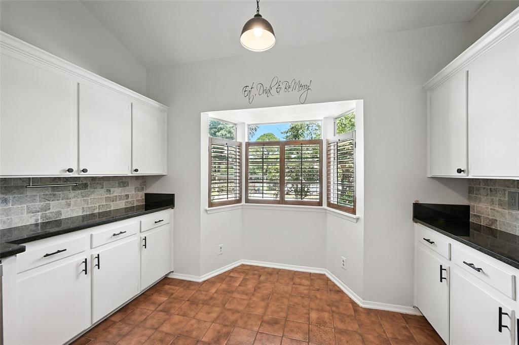 Shady Shores, Texas 76208, United States, 3 Bedrooms Bedrooms, ,2 BathroomsBathrooms,Residential,Active,198808