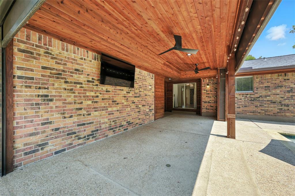 Shady Shores, Texas 76208, United States, 3 Bedrooms Bedrooms, ,2 BathroomsBathrooms,Residential,Active,198808