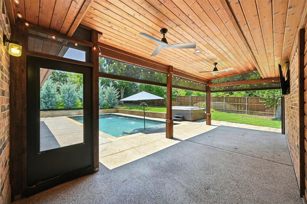 Shady Shores, Texas 76208, United States, 3 Bedrooms Bedrooms, ,2 BathroomsBathrooms,Residential,Active,198808