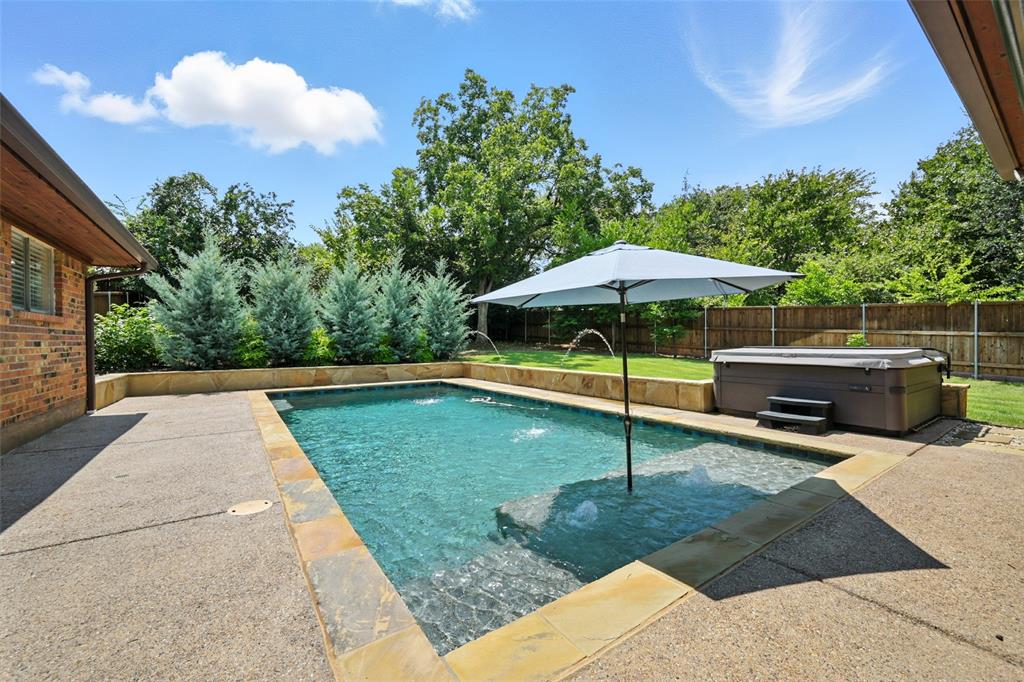 Shady Shores, Texas 76208, United States, 3 Bedrooms Bedrooms, ,2 BathroomsBathrooms,Residential,Active,198808