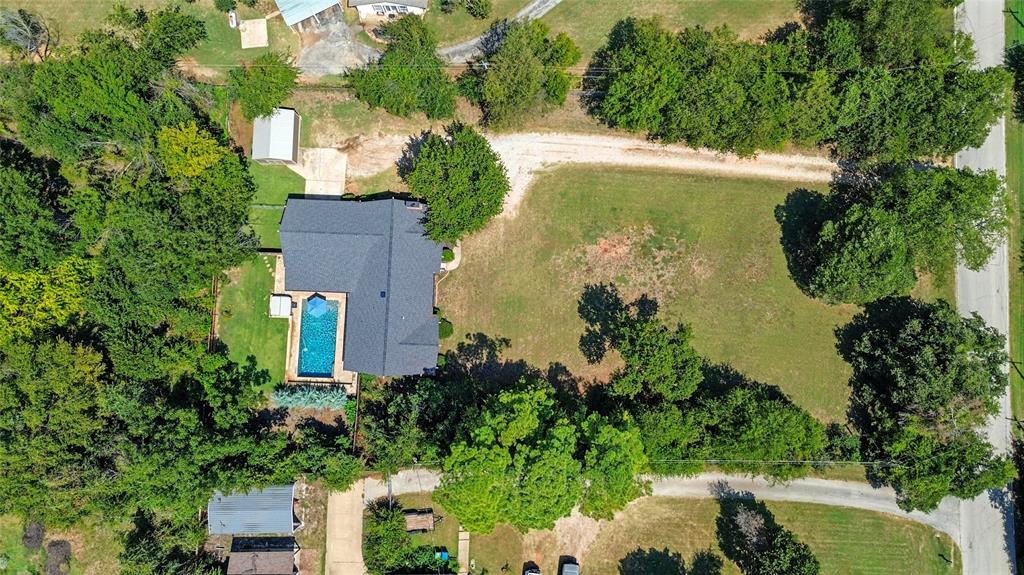 Shady Shores, Texas 76208, United States, 3 Bedrooms Bedrooms, ,2 BathroomsBathrooms,Residential,Active,198808