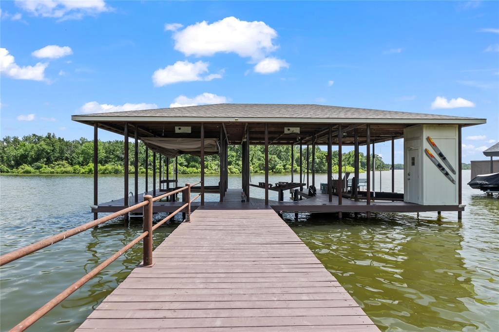 229 Lakeside Drive