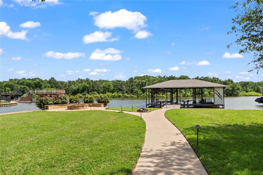 Bridgepointe - Residential