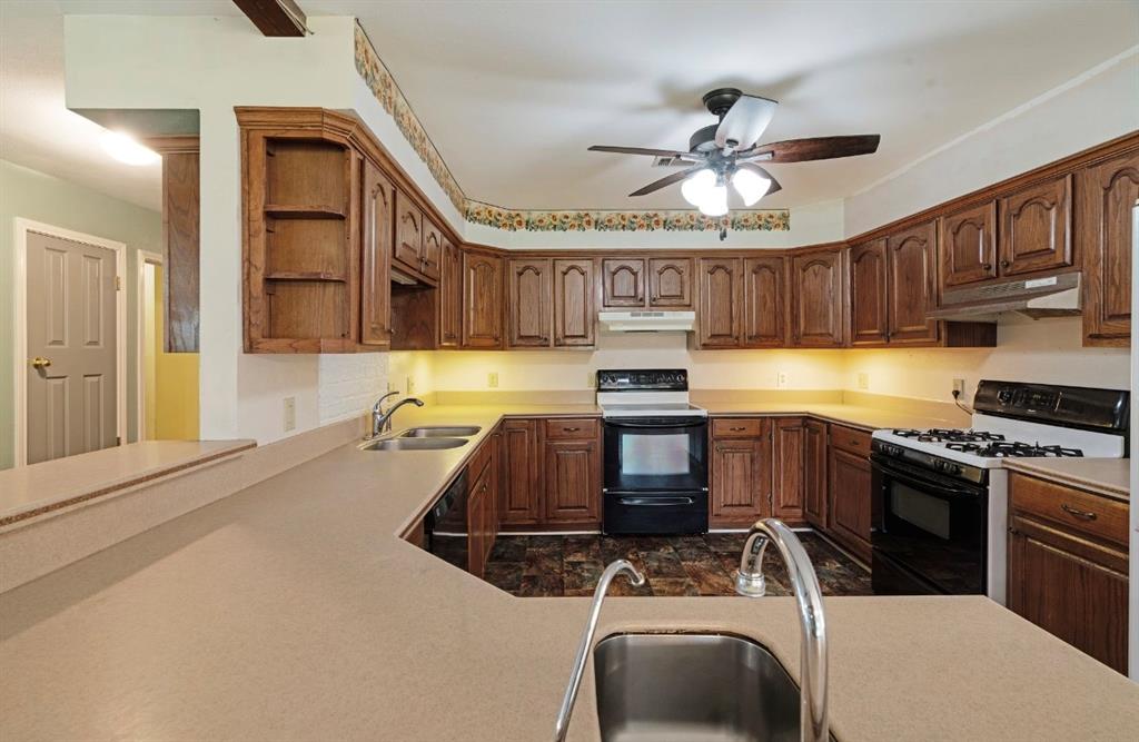 1100 County Road 12200