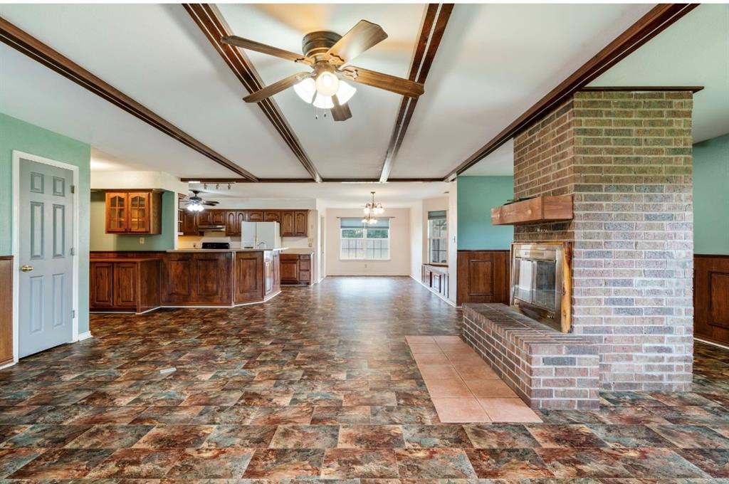 1100 County Road 12200