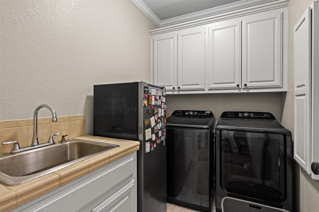 Hidden Lake - Residential