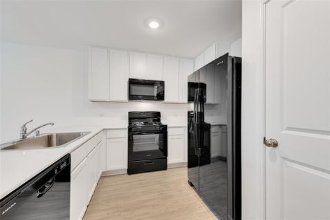 MLS: 20884340