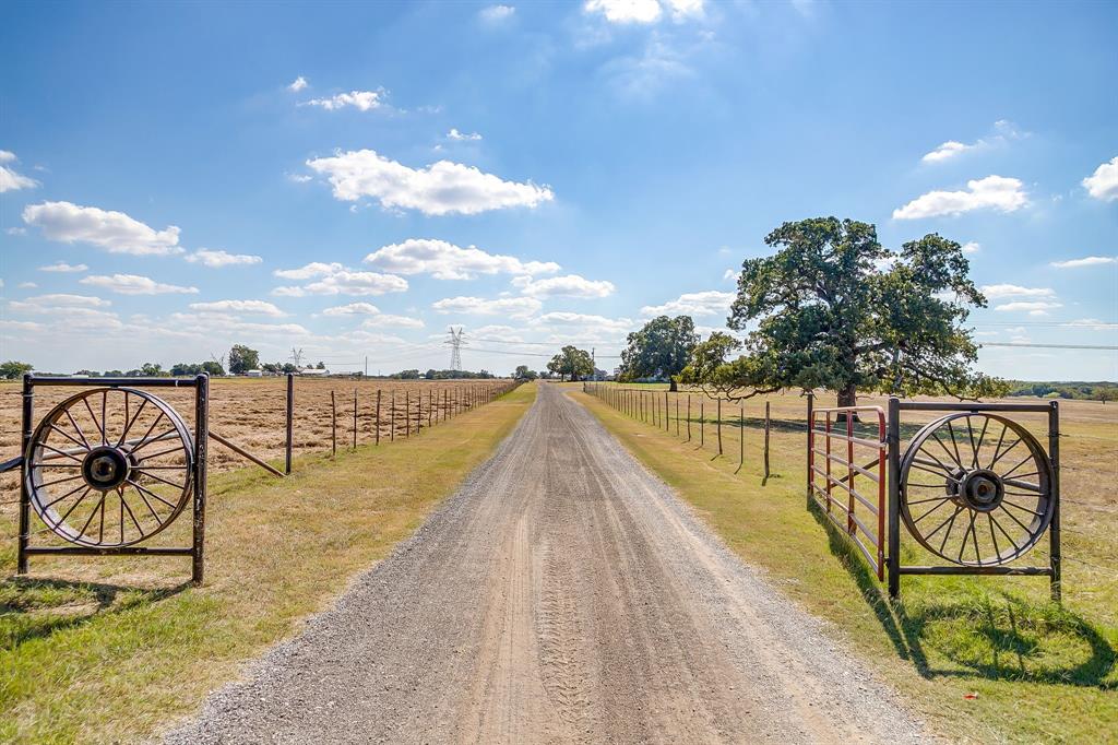 207 Trails End