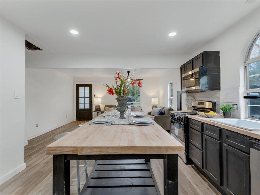 1404 N Bradley Street