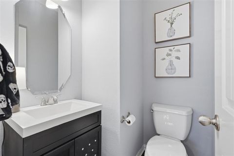 Tiny photo for 5632 Hampshire Drive, McKinney, TX 75070 (MLS # 21194493)