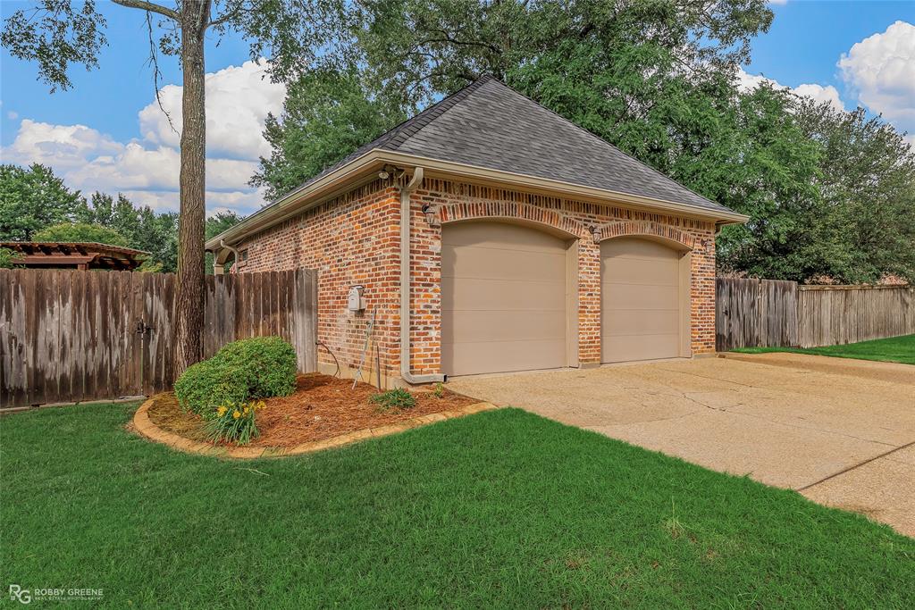 2549 Bloomfield Lane